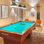 Дом отдыха Cozy In With Sauna Hejls