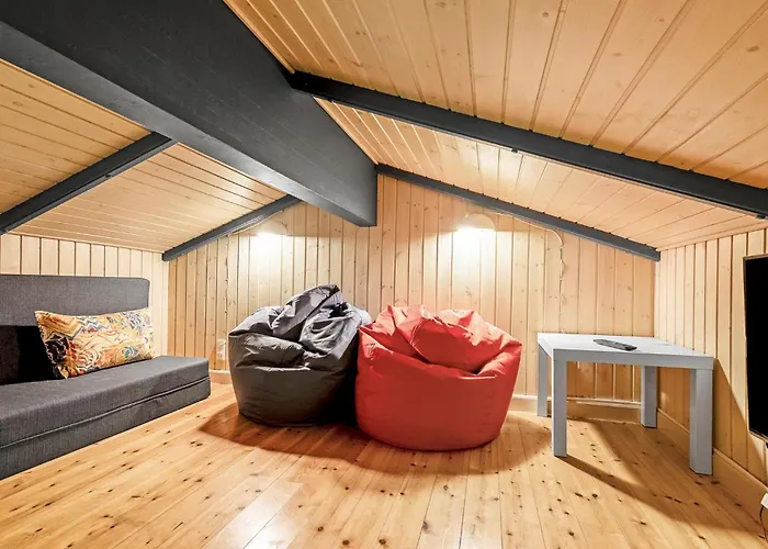 Cozy In With Sauna